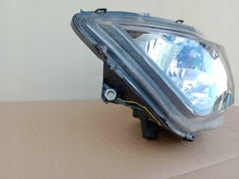 Laden Sie das Bild in den Galerie-Viewer, Frontscheinwerfer Iveco Daily IV 05802476874 Links Scheinwerfer Headlight SCH6891350086do