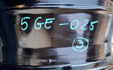 Load image into Gallery viewer, 1x Alufelge 16 Zoll 6.5" 5x112 46ET Glanz Silber 5GE601025 VW I Rim Wheel FEL2104349905ad