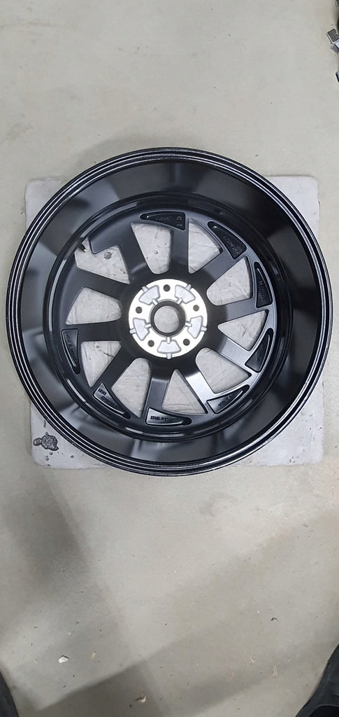 1x Alufelge 19 Zoll 7.5" 5x114.3 49 5ET Glanz HMD04EV Hyundai Ioniq 5 Rim Wheel FEL7235273702ub