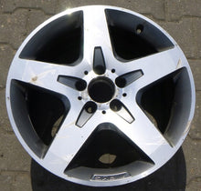 Laden Sie das Bild in den Galerie-Viewer, 1x Alufelge 18 Zoll A1564010500 Mercedes-Benz Gla Rim Wheel FEL7075035238vj