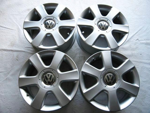 1x Alufelge 16 Zoll 6.5" 5x112 50ET VW Touran Jetta Rim Wheel