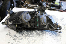 Laden Sie das Bild in den Galerie-Viewer, Frontscheinwerfer Dacia Sandero III 260602809R Ein Stück (Rechts oder Links)