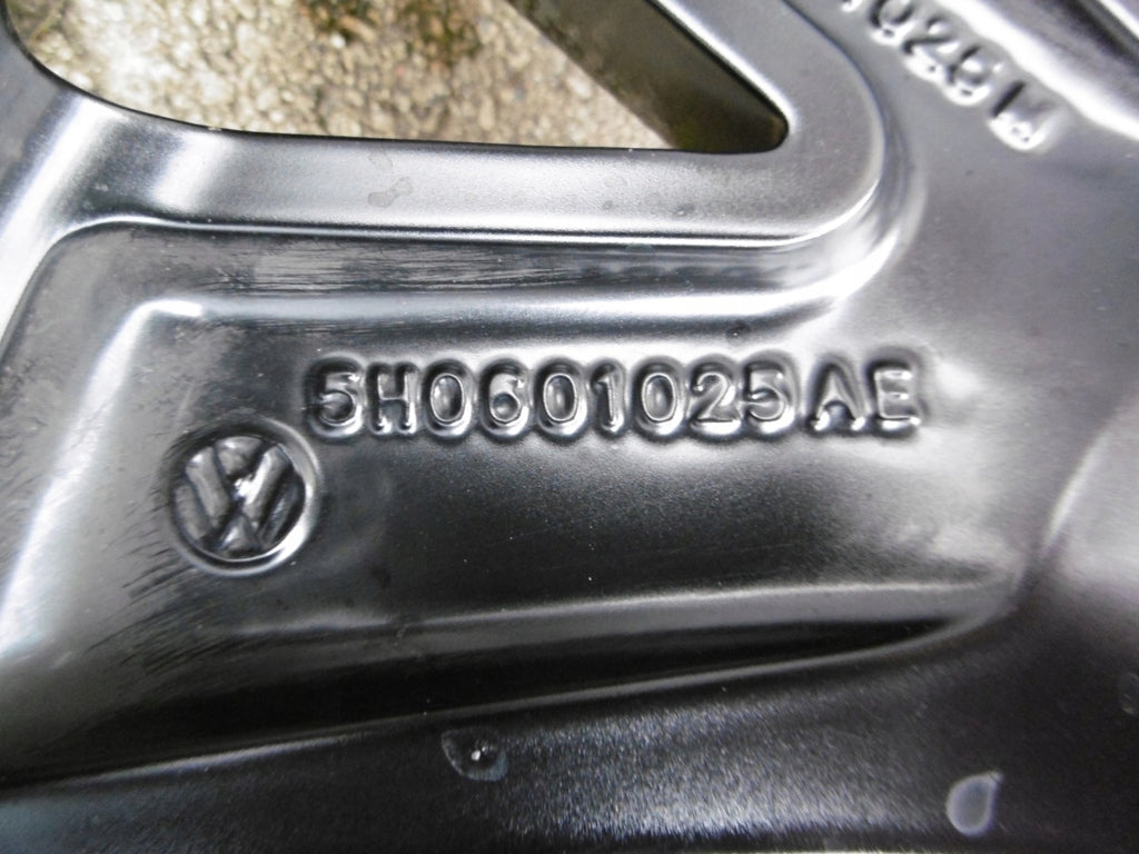 1x Alufelge 18 Zoll 7.5" 5x112 51ET 5H0601025 VW Golf Viii Rim Wheel FEL7666764992qd