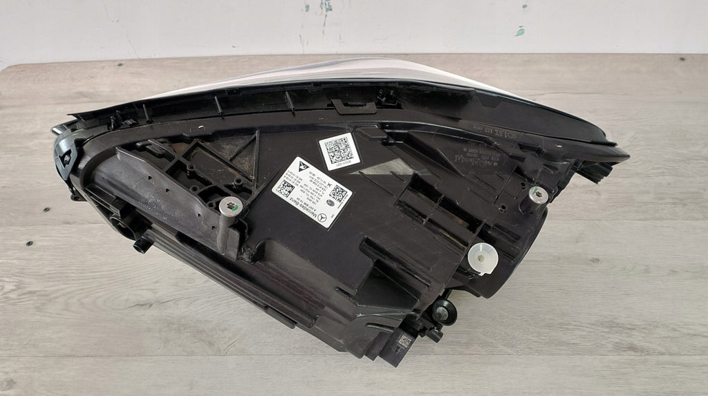 Frontscheinwerfer Mercedes-Benz W247 A2479061404 LED Rechts Headlight SCH5459879885nx