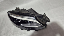 Laden Sie das Bild in den Galerie-Viewer, Frontscheinwerfer Mercedes-Benz Gle A1669064003 LED Rechts Headlight SCH9280555287sv