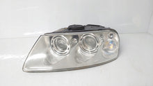 Laden Sie das Bild in den Galerie-Viewer, Frontscheinwerfer VW Touareg 7L6941015BB Xenon Links Scheinwerfer Headlight