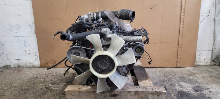 Motor Nissan I TD25 2.5 Diesel Engine Komplett MOT8709175412au