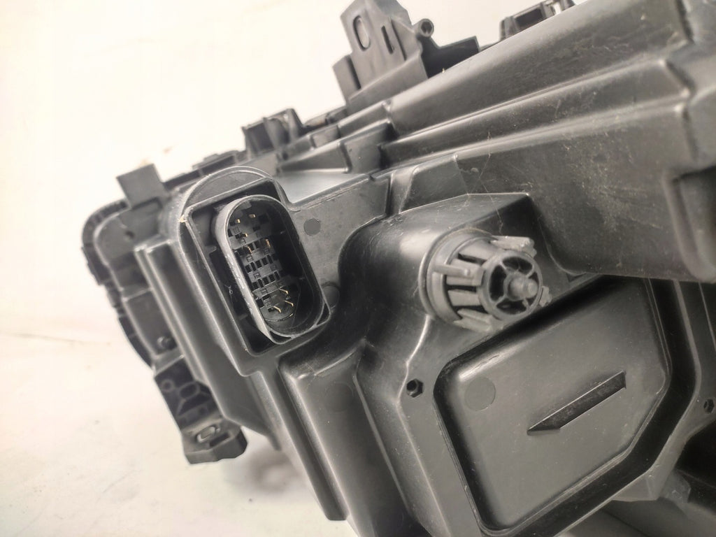 Frontscheinwerfer Mercedes-Benz W246 A2469062601 LED Rechts oder Links SCH1339731722bg