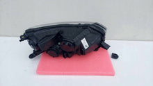 Laden Sie das Bild in den Galerie-Viewer, Frontscheinwerfer Skoda Rapid 5JB941017 Links Scheinwerfer Headlight SCH5603276580ue