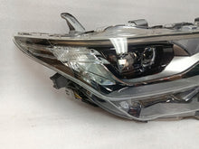 Laden Sie das Bild in den Galerie-Viewer, Frontscheinwerfer Toyota Auris 81110-02K60 Full LED Rechts Headlight