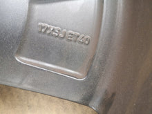Laden Sie das Bild in den Galerie-Viewer, 1x Alufelge 17 Zoll 5.0" 5x100 40ET Toyota Rim Wheel FEL6908206362ch