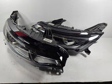 Laden Sie das Bild in den Galerie-Viewer, Frontscheinwerfer Renault Talisman 260606722R 260100184R Ein Satz Headlight SCH7609426304cs