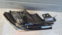 Load image into Gallery viewer, Frontscheinwerfer Mazda 3 Bp Rechts Scheinwerfer Headlight SCH2945918273za