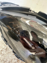 Load image into Gallery viewer, Frontscheinwerfer Mercedes-Benz W206 A2069066204 LED Rechts Headlight SCH1407007058qx