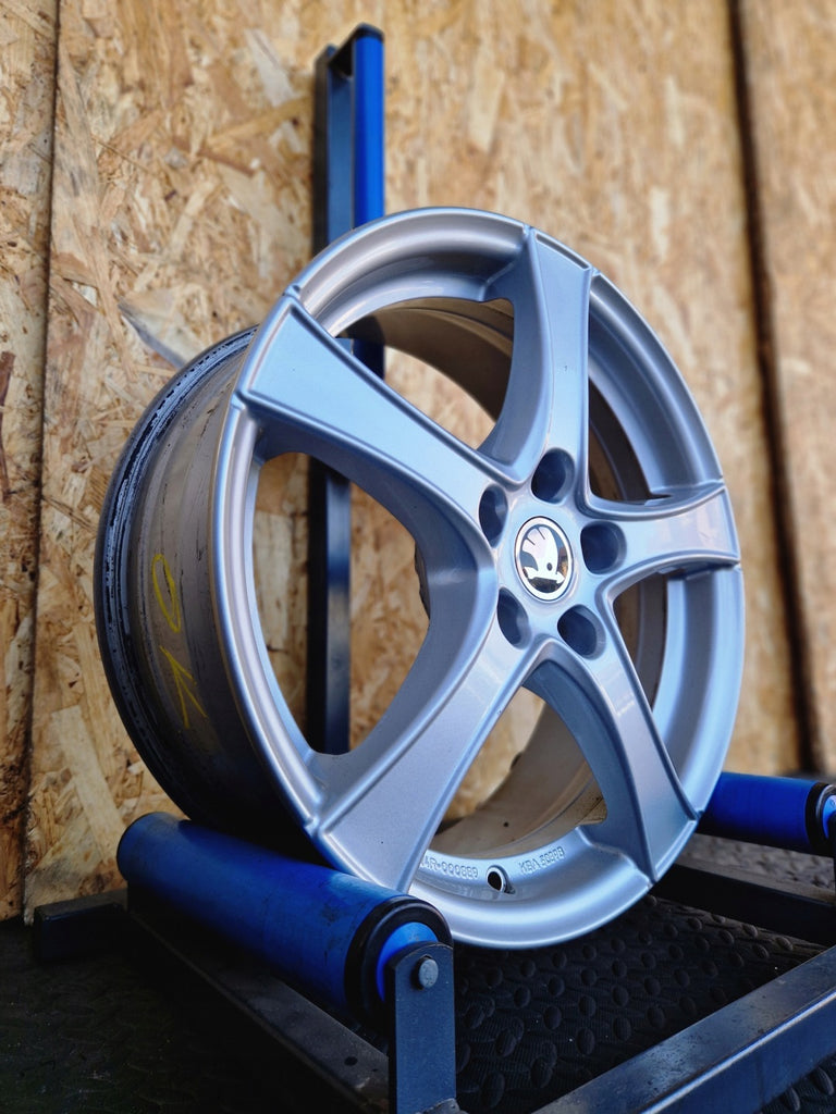 4x Alufelge 17 Zoll 6.5" 5x112 41ET Glanz Silber KBA50398 Audi I Rim Wheel FEL7658214849qm