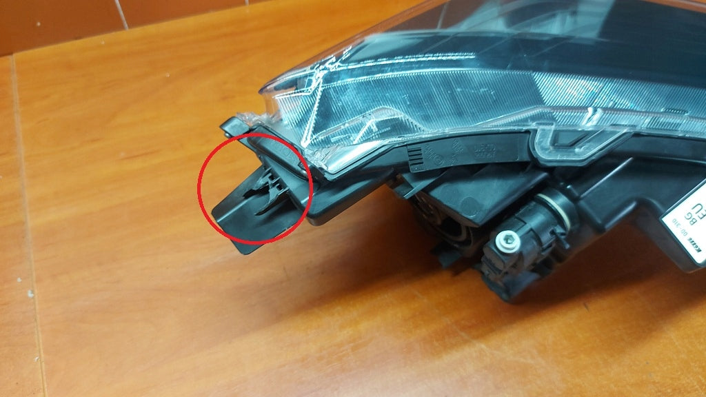 Frontscheinwerfer Toyota Yaris Cross 0D-310 LED Links Scheinwerfer Headlight SCH3358139582tg