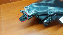 Laden Sie das Bild in den Galerie-Viewer, Frontscheinwerfer Toyota Yaris Cross 0D-310 LED Links Scheinwerfer Headlight SCH3358139582tg