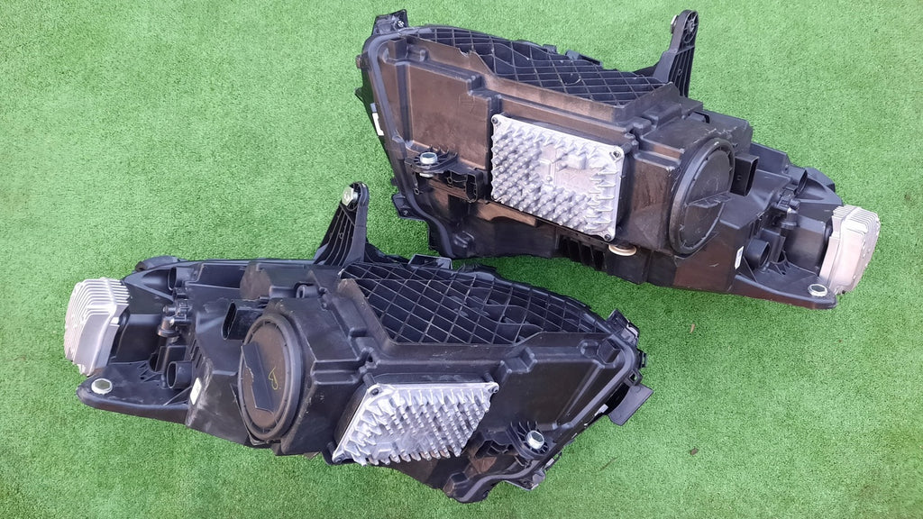 Frontscheinwerfer Mercedes-Benz Eqc A2939060101 Full LED Rechts oder Links