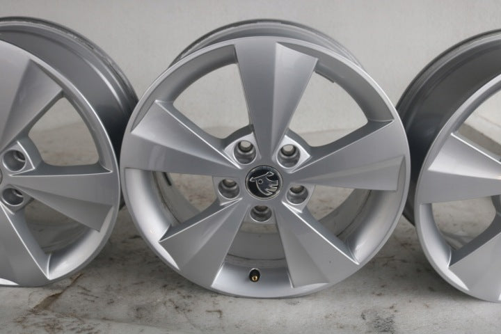 1x Alufelge 16 Zoll 6.5" 5x112 5E0601025C Skoda Octavia Iii Rim Wheel FEL1872965525sx