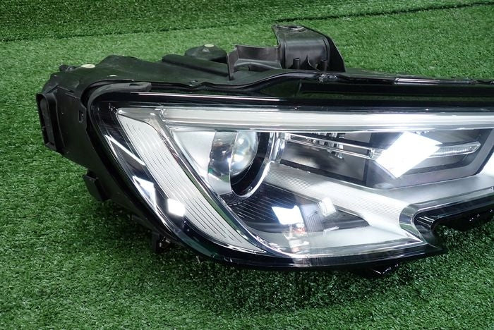 Frontscheinwerfer Audi A3 8V0941006E Rechts Scheinwerfer Headlight SCH2058087129nn