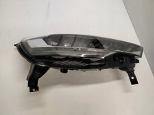 Laden Sie das Bild in den Galerie-Viewer, Frontscheinwerfer Renault Captur II 260100091R Full LED Rechts Headlight SCH1586209063yr