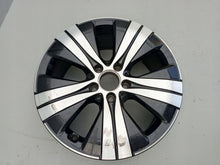 Laden Sie das Bild in den Galerie-Viewer, 1x Alufelge 17 Zoll 7.0" 5x112 44 5ET Glanz A2064017100 Mercedes-Benz W206 FEL3026130633hz