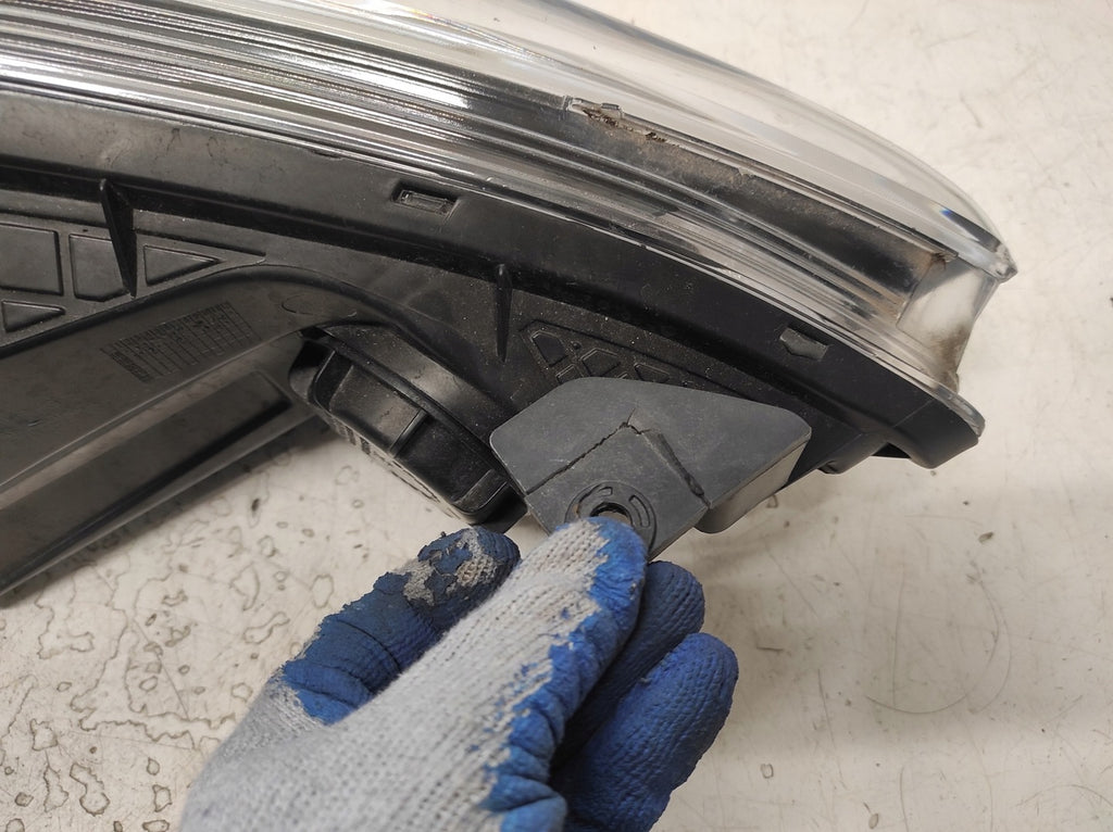 Frontscheinwerfer Hyundai I10 92101-B9000 PAW1125 Links Scheinwerfer Headlight