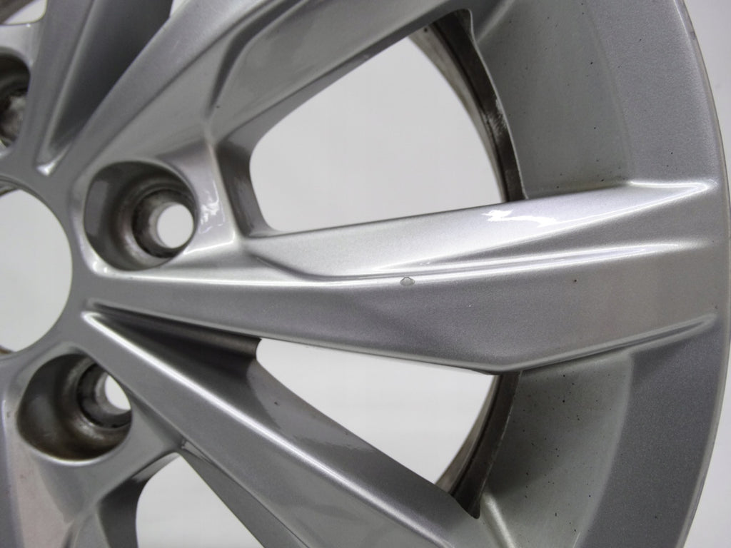 1x Alufelge 15 Zoll 5.5" 5x100 40ET Glanz Silber 2G0601025 VW Polo Rim Wheel FEL3809874479ir