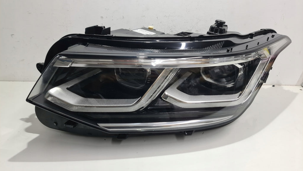 Frontscheinwerfer VW Tiguan 5NB941081C LED Links Scheinwerfer Headlight