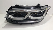 Laden Sie das Bild in den Galerie-Viewer, Frontscheinwerfer VW Tiguan 5NB941081C LED Links Scheinwerfer Headlight