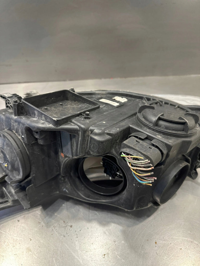 Frontscheinwerfer Ford Focus BM5113W029AH 16J77R14819 Rechts Headlight SCH8920661223wz