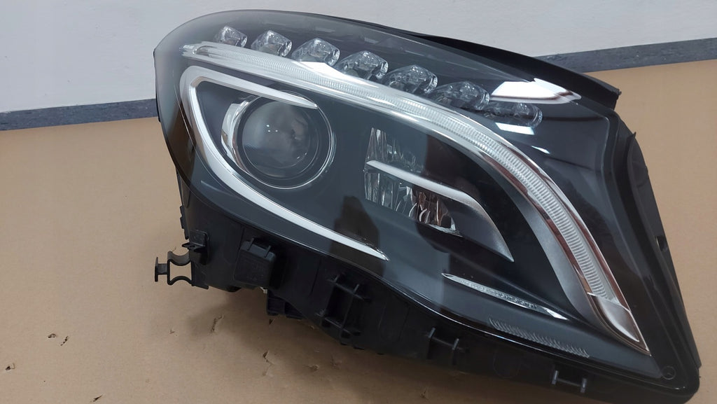 Frontscheinwerfer Mercedes-Benz Gla A1569062400 Xenon Rechts Headlight SCH8114091317qt