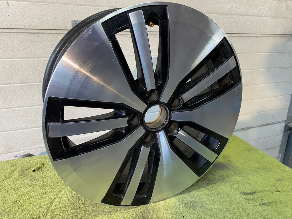 1x Alufelge 17 Zoll 7.0" 5x112 3G0601025AM VW Rim Wheel FEL3795075820ht