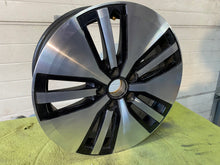 Load image into Gallery viewer, 1x Alufelge 17 Zoll 7.0" 5x112 3G0601025AM VW Rim Wheel FEL3795075820ht