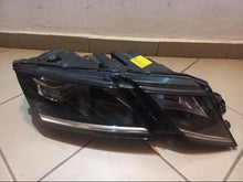 Laden Sie das Bild in den Galerie-Viewer, Frontscheinwerfer Skoda Octavia III 5E1941016F Full LED Rechts Headlight SCH6639780563ro