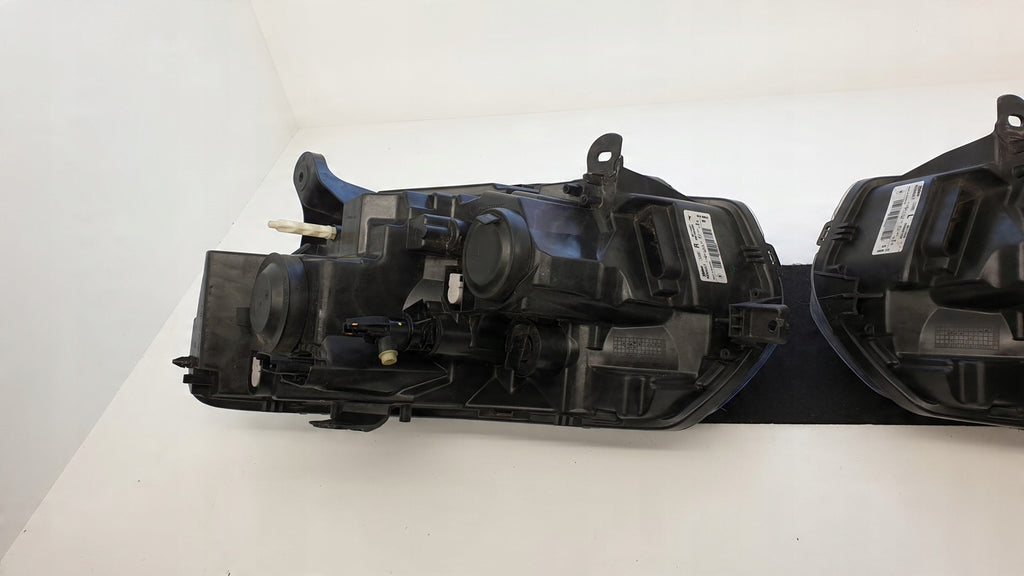 Frontscheinwerfer Dacia Logan 90114431 901144430 LED Rechts oder Links