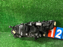 Laden Sie das Bild in den Galerie-Viewer, Frontscheinwerfer Seat Ibiza I V 6F1941006E Rechts Scheinwerfer Headlight SCH3257434172mq