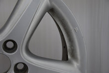 Load image into Gallery viewer, 1x Alufelge 17 Zoll 7.0" 5x114.3 45ET Glanz Silber 42611-1174 Toyota Rim Wheel FEL6379519051lx