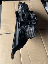 Laden Sie das Bild in den Galerie-Viewer, Frontscheinwerfer Hyundai I30 III 92102G4120 Full LED Rechts oder Links