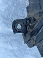 Laden Sie das Bild in den Galerie-Viewer, Frontscheinwerfer Skoda Octavia I 5E4941015 E258CB-153D29 Links Headlight SCH3595109943oa