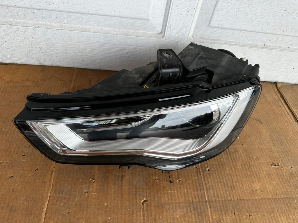 Frontscheinwerfer Audi A3 8V0941005 Xenon Links Scheinwerfer Headlight