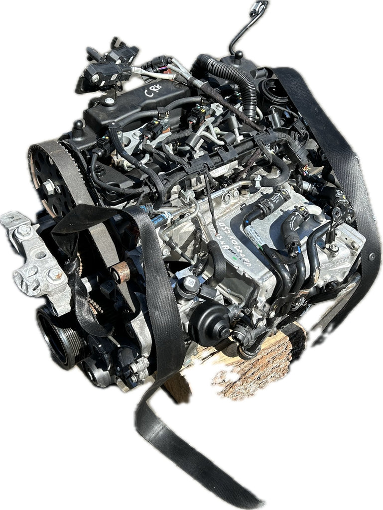 Motor Audi Seat VW A4 A3 Leon Golf VII I CRK 1.6 TDI 121TKm Diesel Komplett
