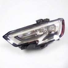 Laden Sie das Bild in den Galerie-Viewer, Frontscheinwerfer Audi A3 8V0941005E Xenon Links Scheinwerfer Headlight