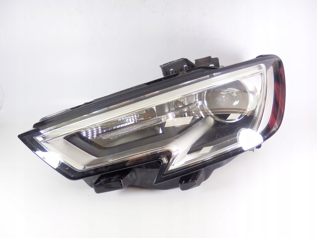 Frontscheinwerfer Audi A3 8V0941005E Xenon Links Scheinwerfer Headlight