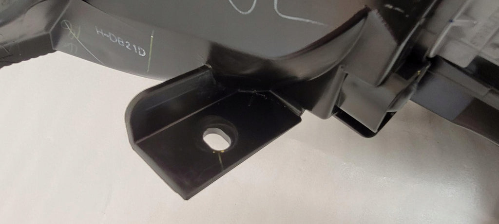 Frontscheinwerfer Mitsubishi Space W Star Rechts Scheinwerfer Headlight SCH6828961279eg