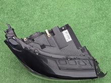 Laden Sie das Bild in den Galerie-Viewer, Frontscheinwerfer BMW I3 7472186-02 Rechts Scheinwerfer Headlight SCH9745419807je