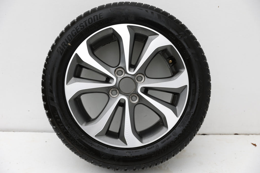 1x Alufelge 15 Zoll 6.0" 4x100 53ET Glanz Graphit 52910B9300 Hyundai I10 Mg