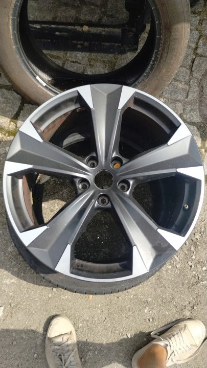 1x Alufelge 19 Zoll 8.0" 5x112 575601025AS Seat Rim Wheel FEL8207961561mh