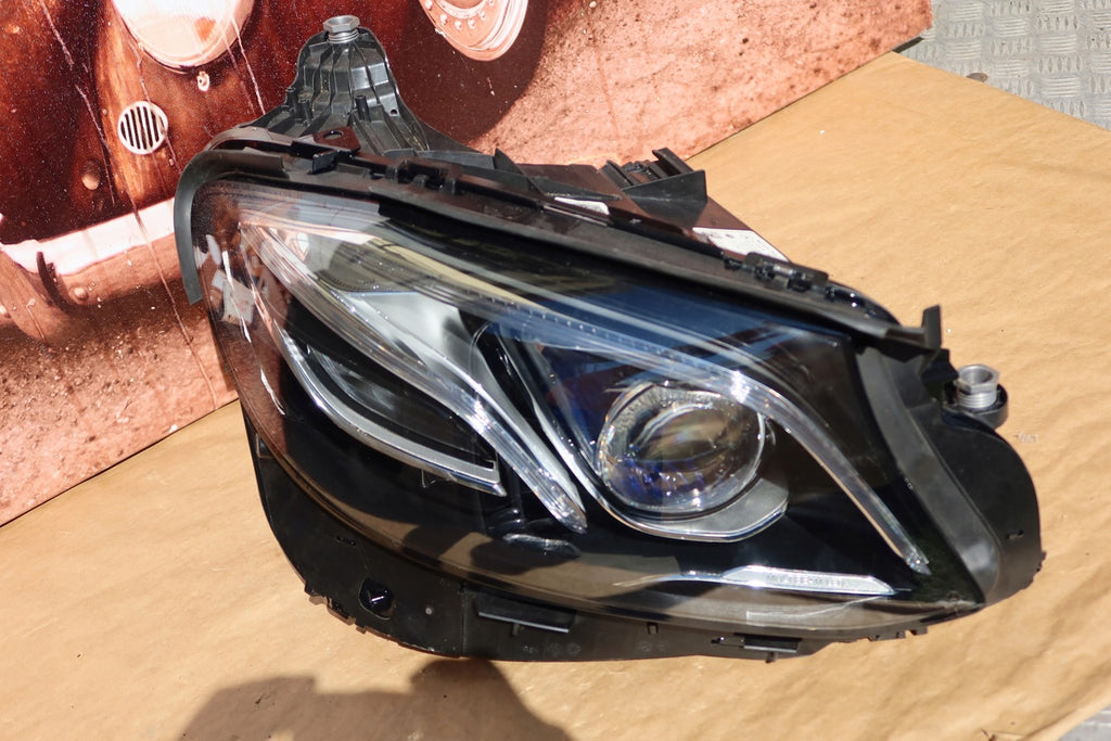 Frontscheinwerfer Mercedes-Benz W213 A2139067606 LED Rechts Headlight SCH4578114989or
