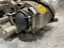 Laden Sie das Bild in den Galerie-Viewer, Frontscheinwerfer Mercedes-Benz W203 A2038203559 Xenon FALSE Headlight SCH5848248360oh
